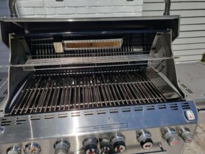 How to repair a BBQ grill